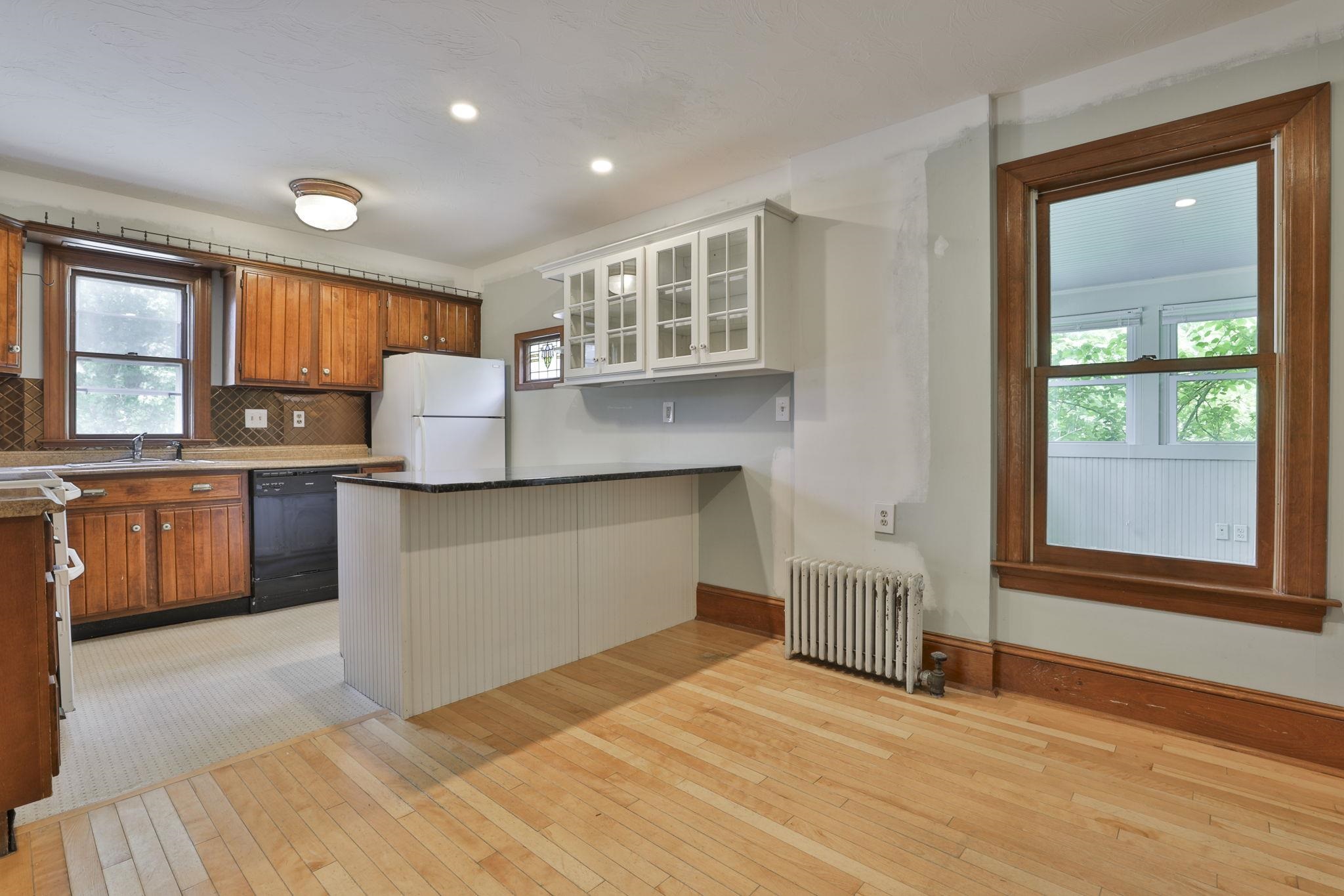 108 Ponemah Road Amherst, NH 03031 - Photo 15 of 30