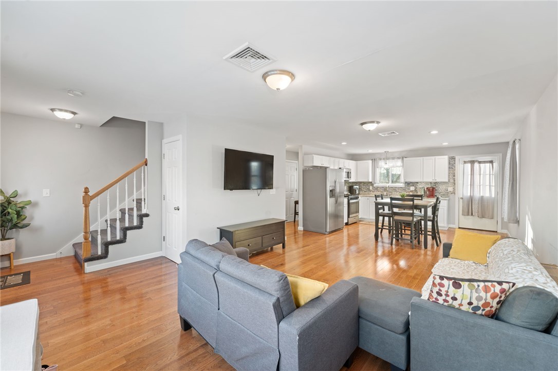148 High Street, Unit 2 Woonsocket, RI 02895 - Photo 9 of 29