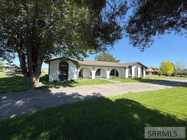 $500,000 | 4400 North 5th West, Idaho Falls, ID 83401