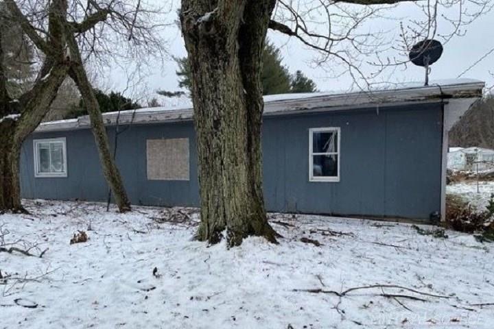 2815 West Burt Road Montrose, MI 48457 - Photo 5 of 20 50003758-4.JPG