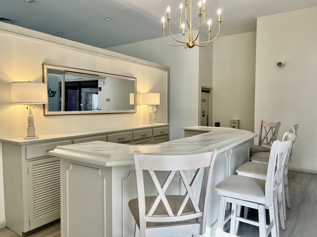 402 Paradise Road, Unit 1C Swampscott, MA 01907 - Photo 4 of 27