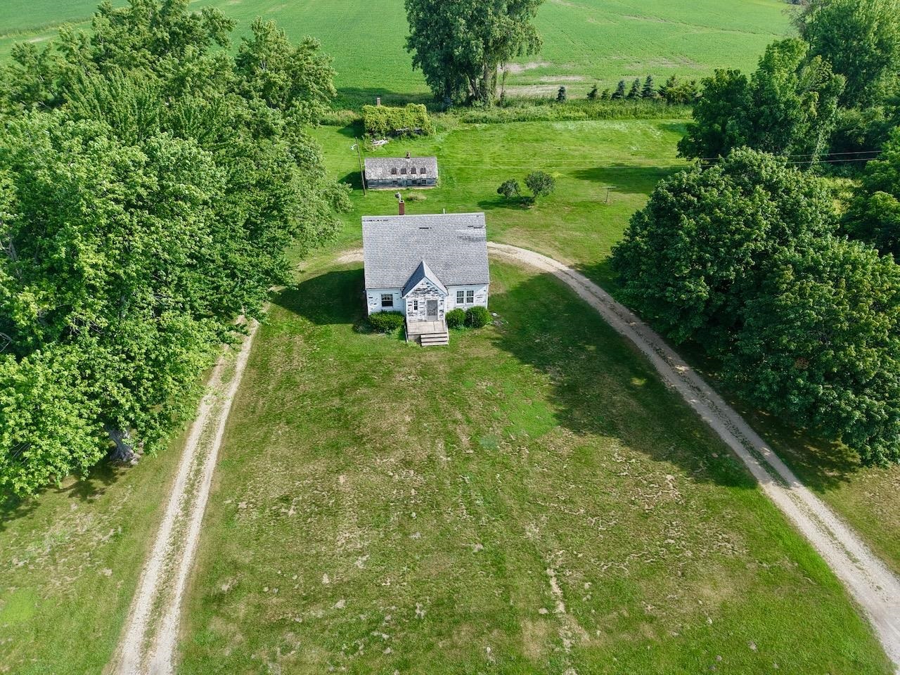 11420 Ferden Road Chesaning, MI 48616 - Photo 6 of 36