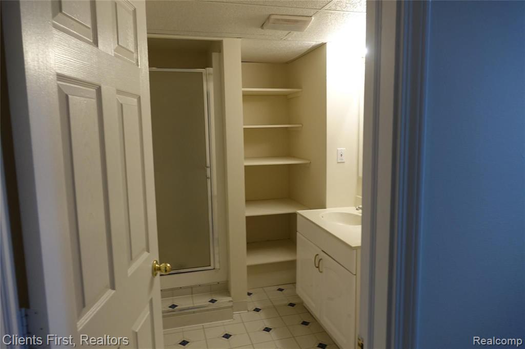 1770 Dunston Road Canton, MI 48188 - Photo 36 of 39