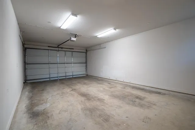 $2,895 | 4911 Belmont Avenue, Unit 9, Dallas, TX 75206