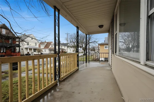 $1,600 | 609 22nd Street, Niagara Falls, NY 14301