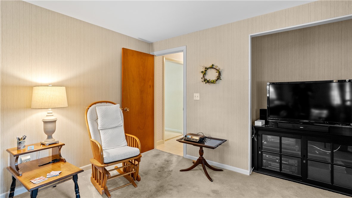 32 Short Road North Kingstown, RI 02852 - Photo 17 of 42 Gallery Image 17