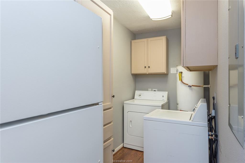 112 Sulphur Springs Road Bryan, TX 77801 - Photo 12 of 17 a utility room with dryer and washer