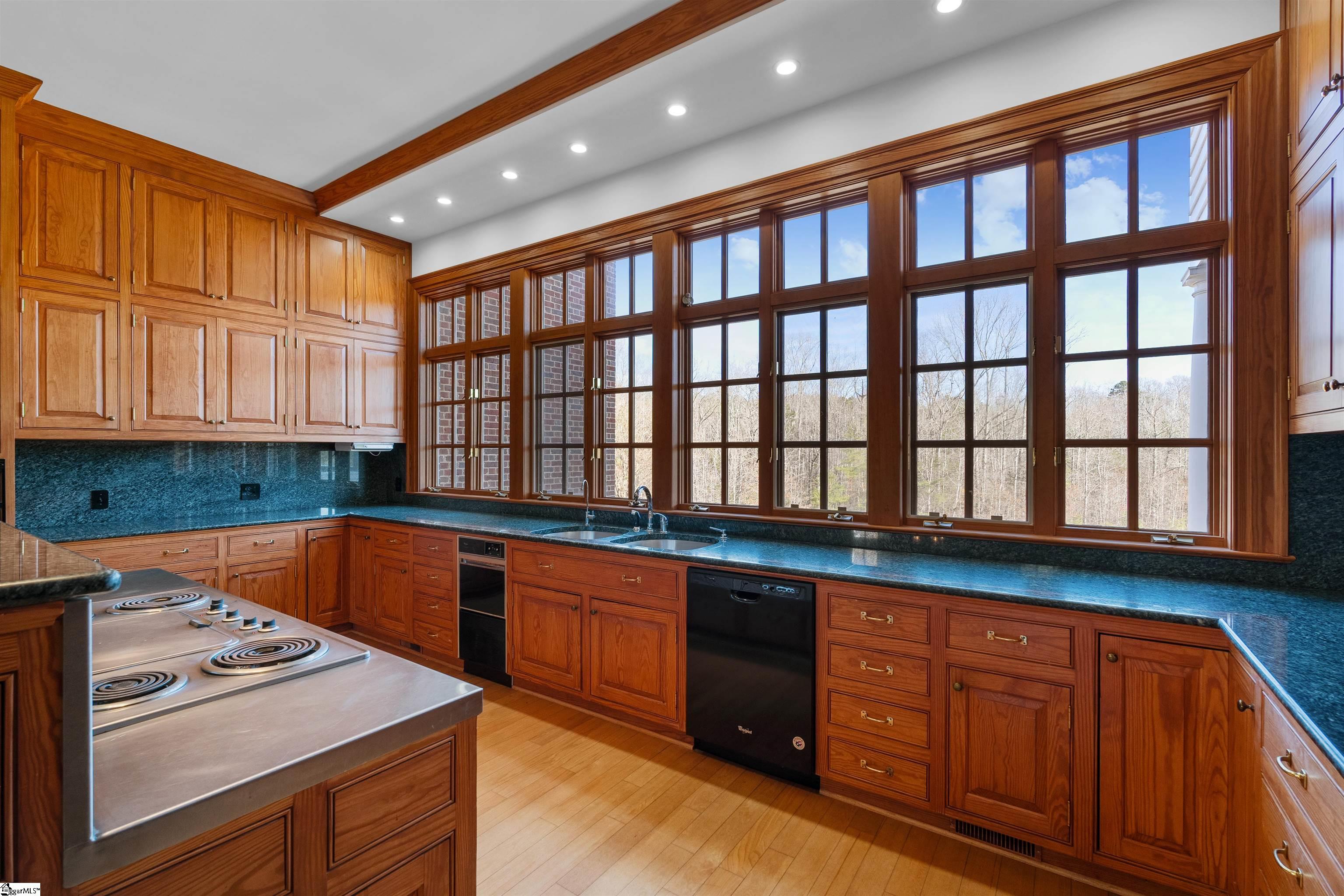 365 Patterson Road Spartanburg, SC 29307 - Photo 8 of 30