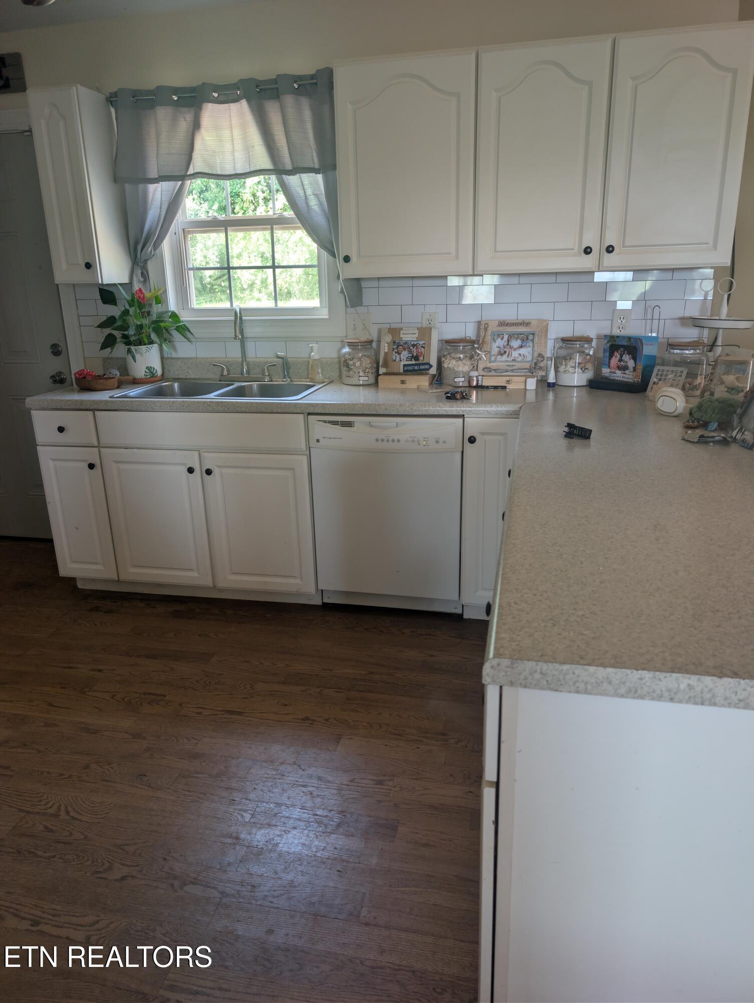 207 Brantley Acres Speedwell, TN 37870 - Photo 4 of 16 1000019155