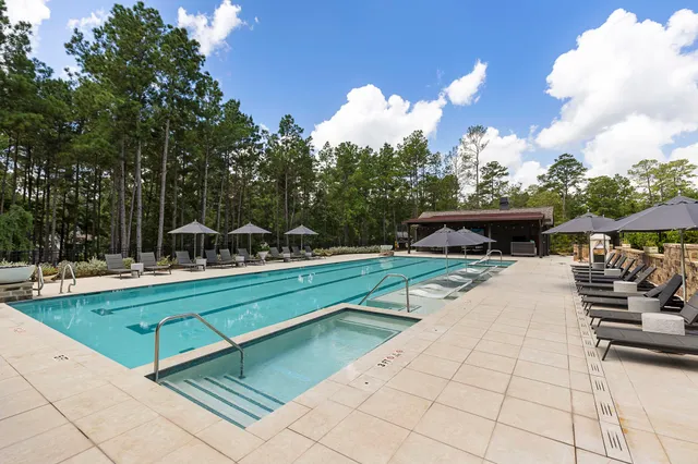 a view of a terrace with sitting area