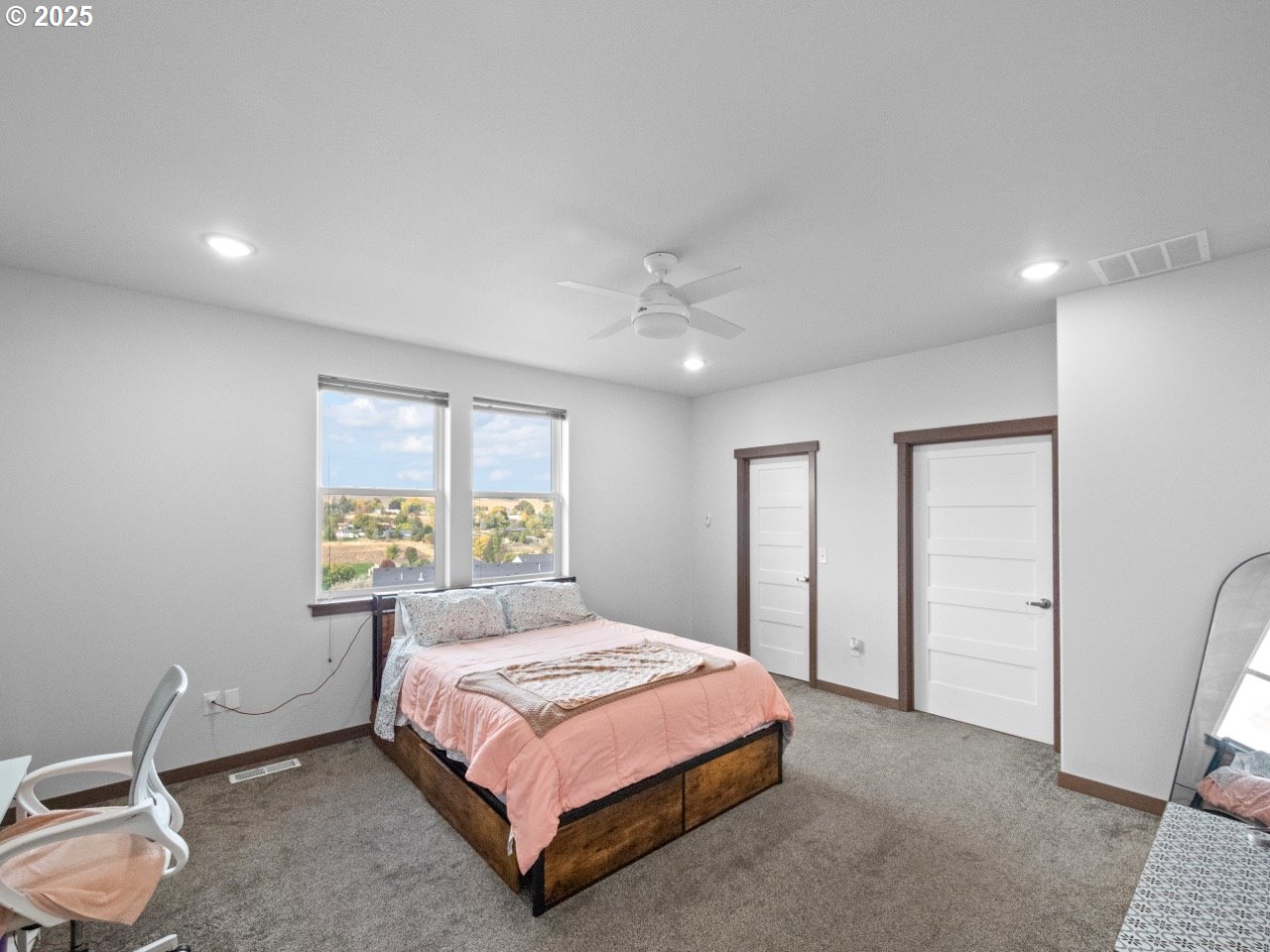 692 Southwest Runnion Avenue Pendleton, OR 97801 - Photo 12 of 35