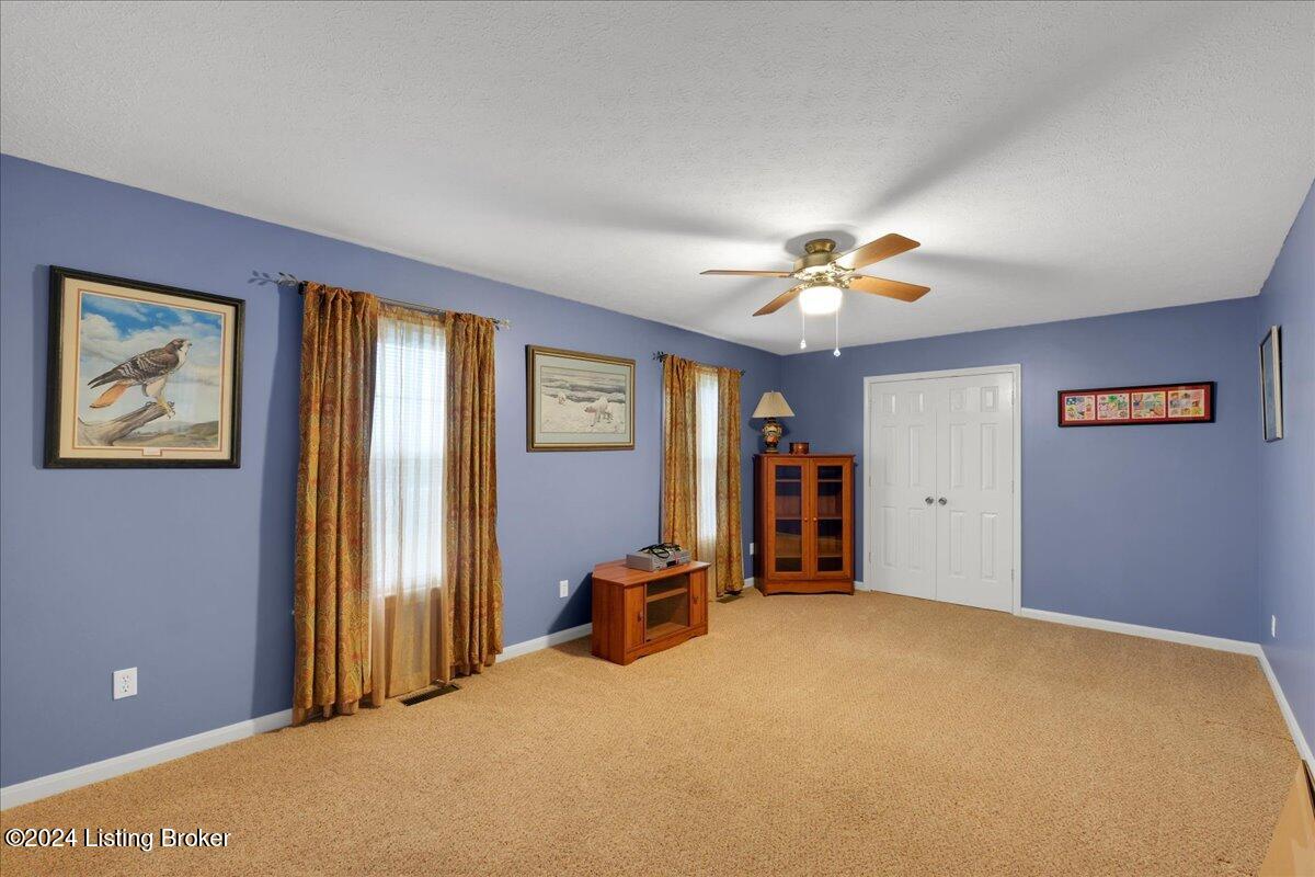 9401 Frohlich Road Louisville, KY 40291 - Photo 20 of 43 Bedroom #2