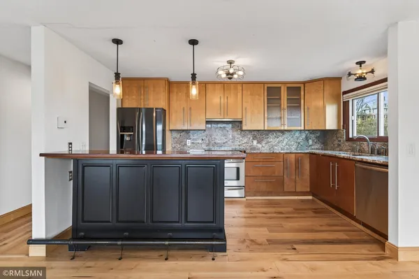 $389,000 | 301 3rd Street South, Unit 301, Stillwater, MN 55082