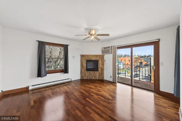 $389,000 | 301 3rd Street South, Unit 301, Stillwater, MN 55082
