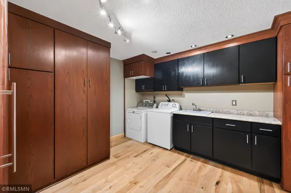 $389,000 | 301 3rd Street South, Unit 301, Stillwater, MN 55082