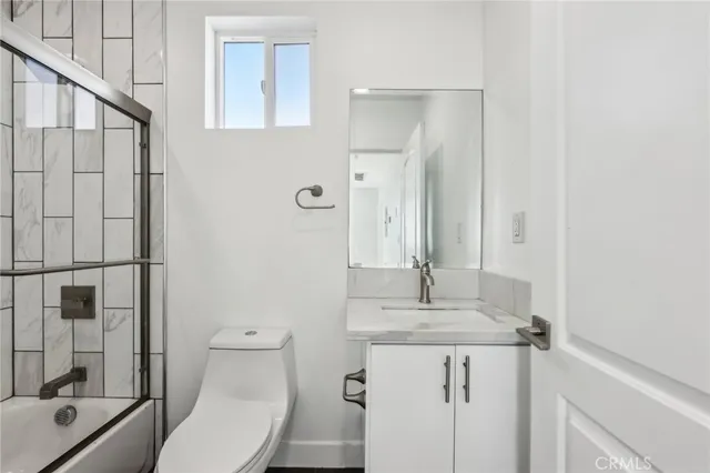 $1,299,000 | 2806 Cudahy Street, Huntington Park, CA 90255