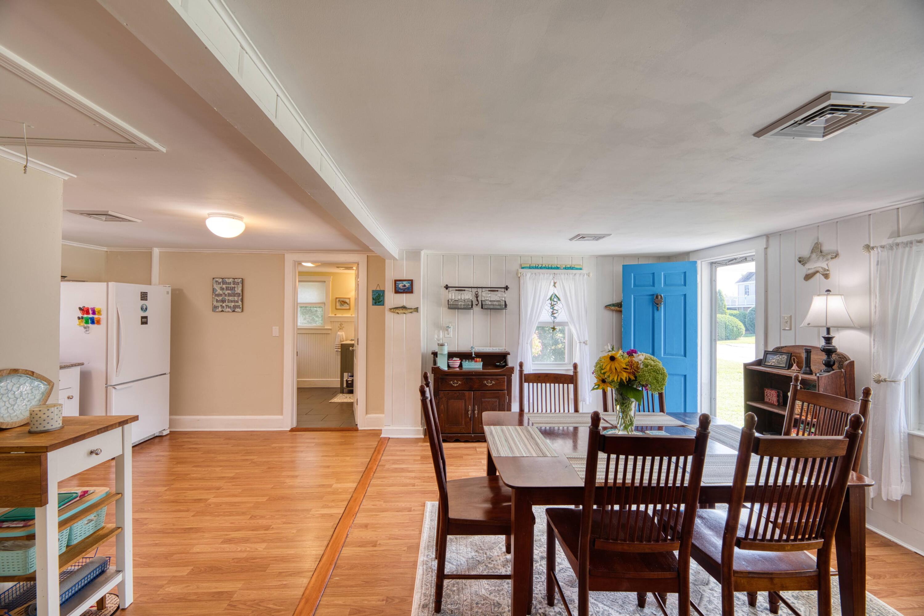 41 Bourne Neck Drive Buzzards Bay, MA 02532 - Photo 23 of 52 a dining room with furniture and window