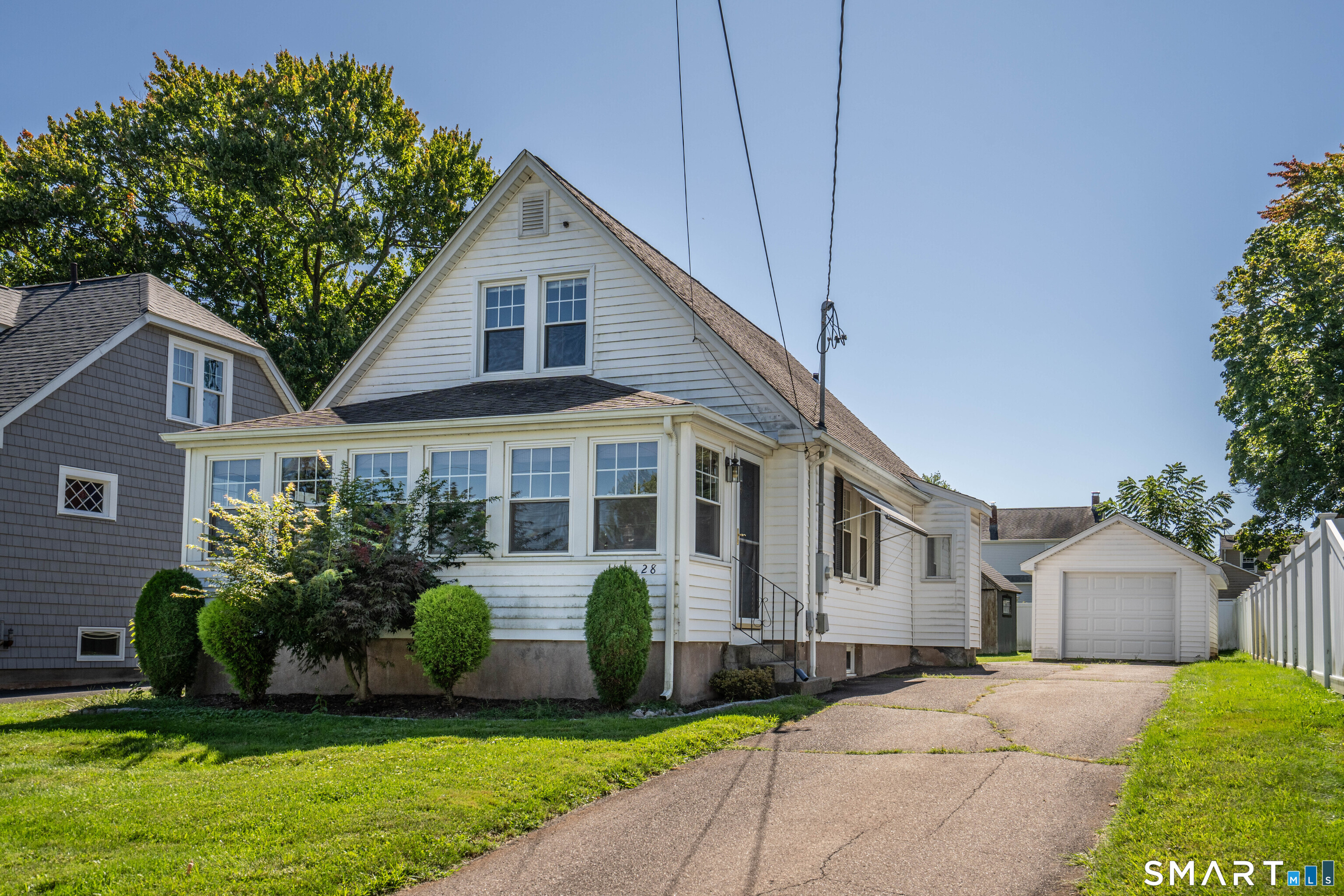 28 Byrd Road Wethersfield, CT 06109 - Photo 2 of 34 Gallery Image 2