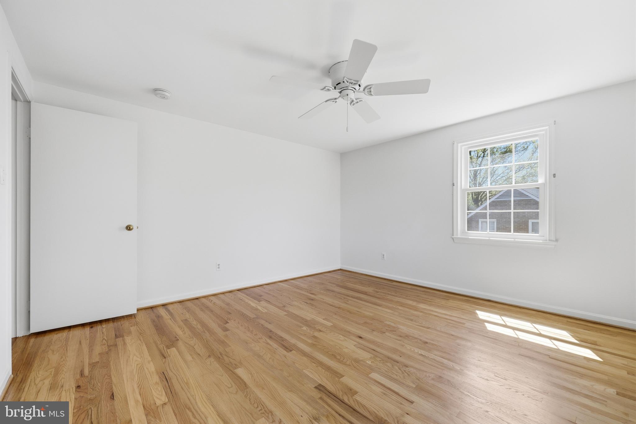 12428 Over Ridge Road Potomac, MD 20854 - Photo 46 of 80 Bedroom #3