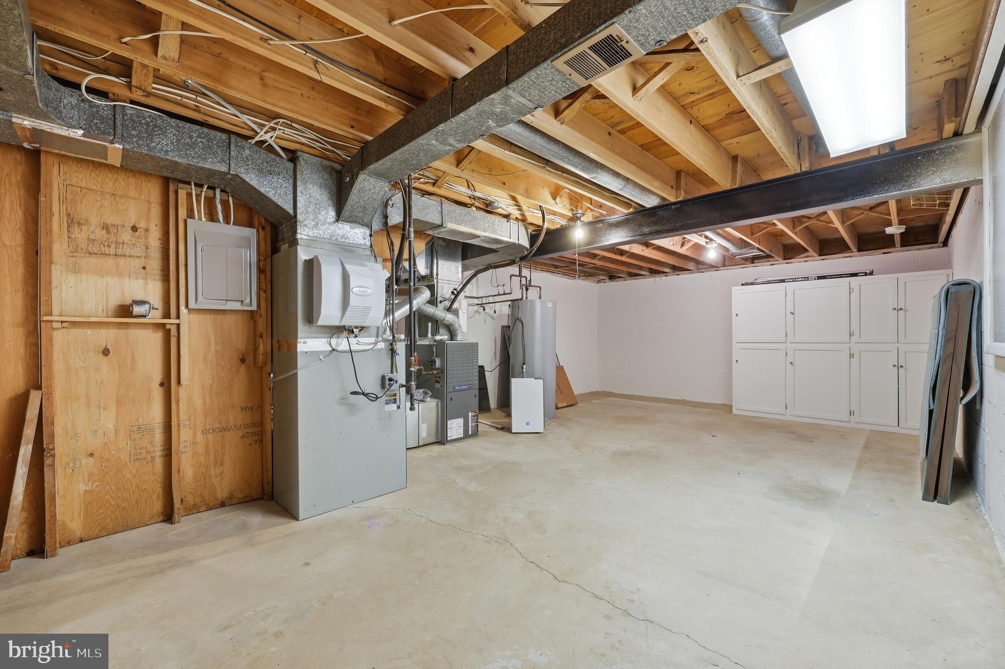 12428 Over Ridge Road Potomac, MD 20854 - Photo 58 of 80 Lower Level - Storage