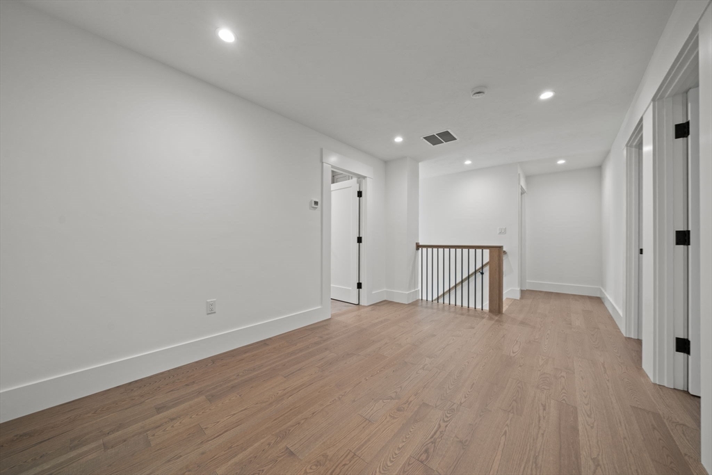 17 Upland Road Natick, MA 01760 - Photo 19 of 38
