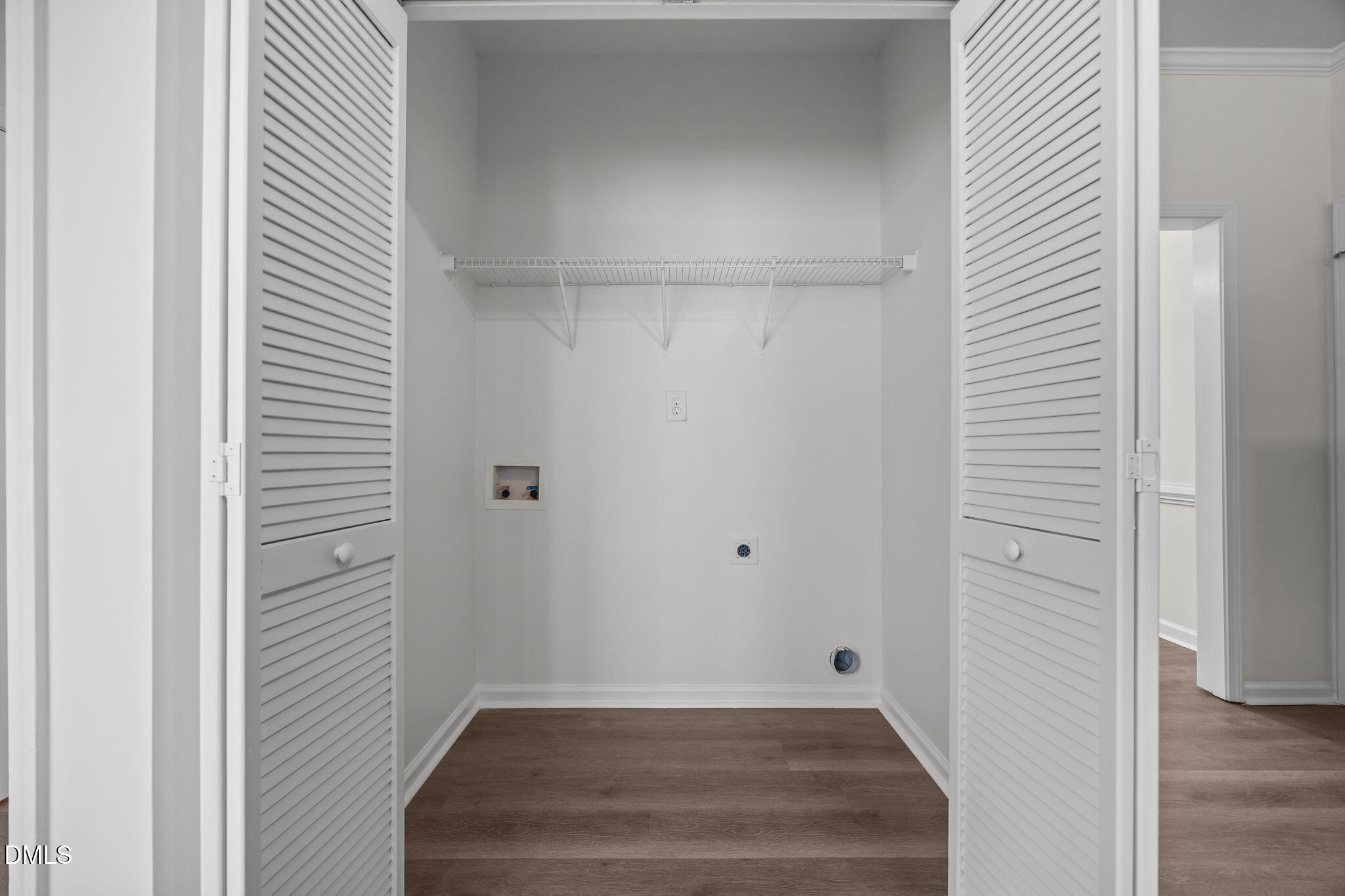1305 Tawny View Lane Raleigh, NC 27603 - Photo 18 of 47 a view of small space with wooden floor