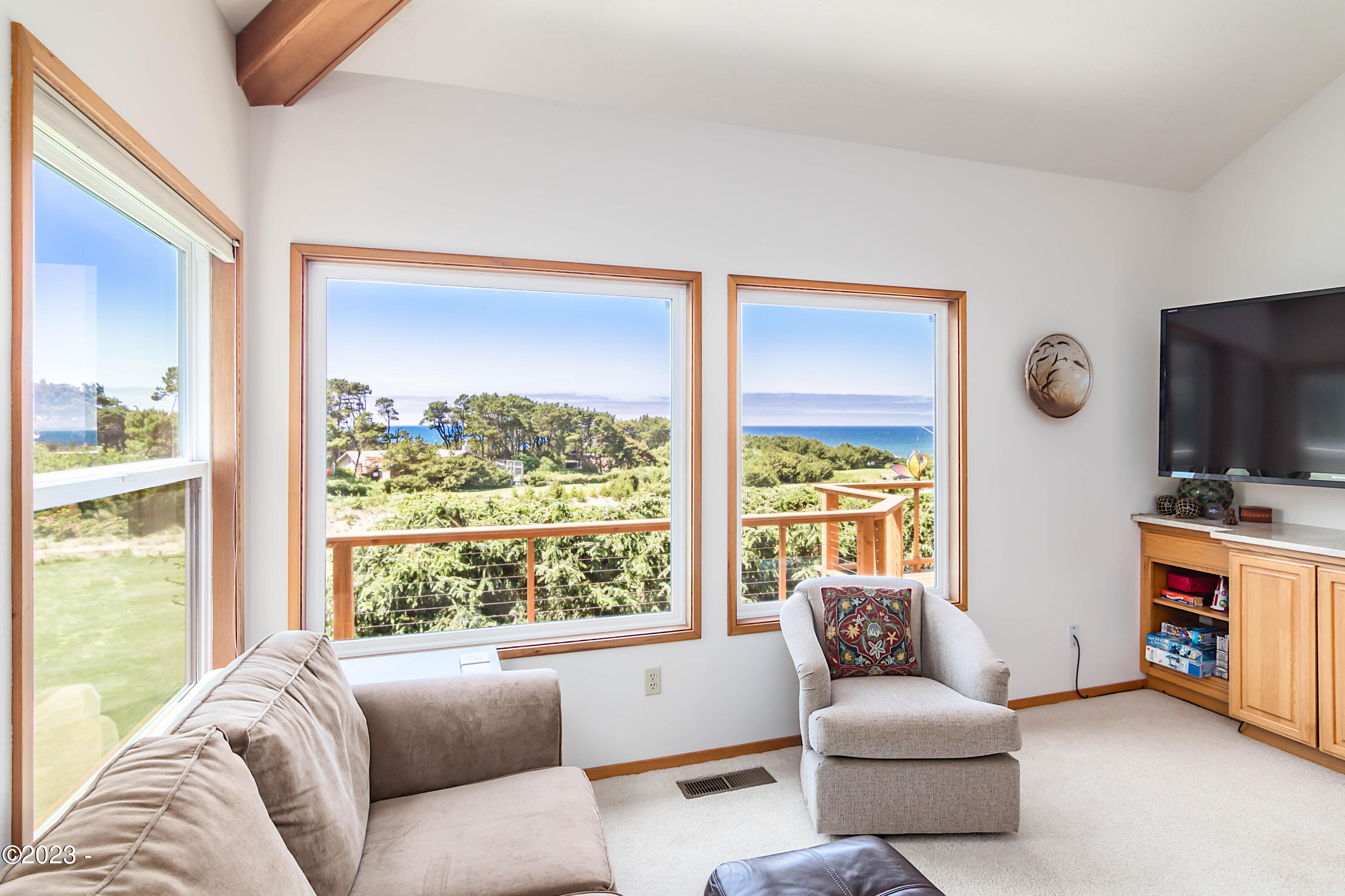 115 West Bay Point Road Gleneden Beach, OR 97388 - Photo 13 of 54 115 W Bay Point - web-15