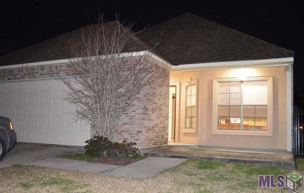 106 Secret Gate Lane Denham Springs, LA 70726 - Photo 1 of 6