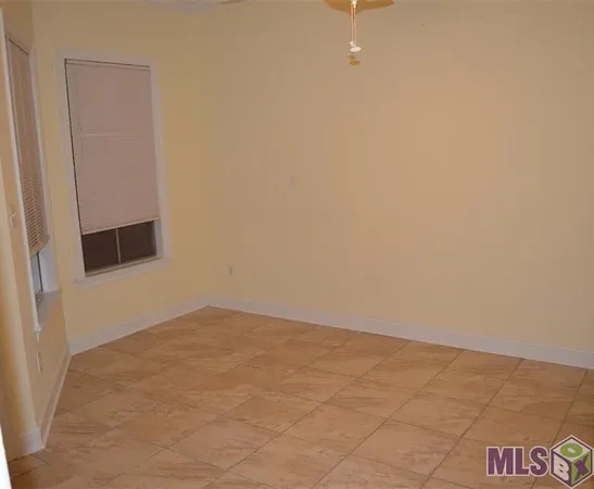 $1,800 | 106 Secret Gate Lane, Denham Springs, LA 70726