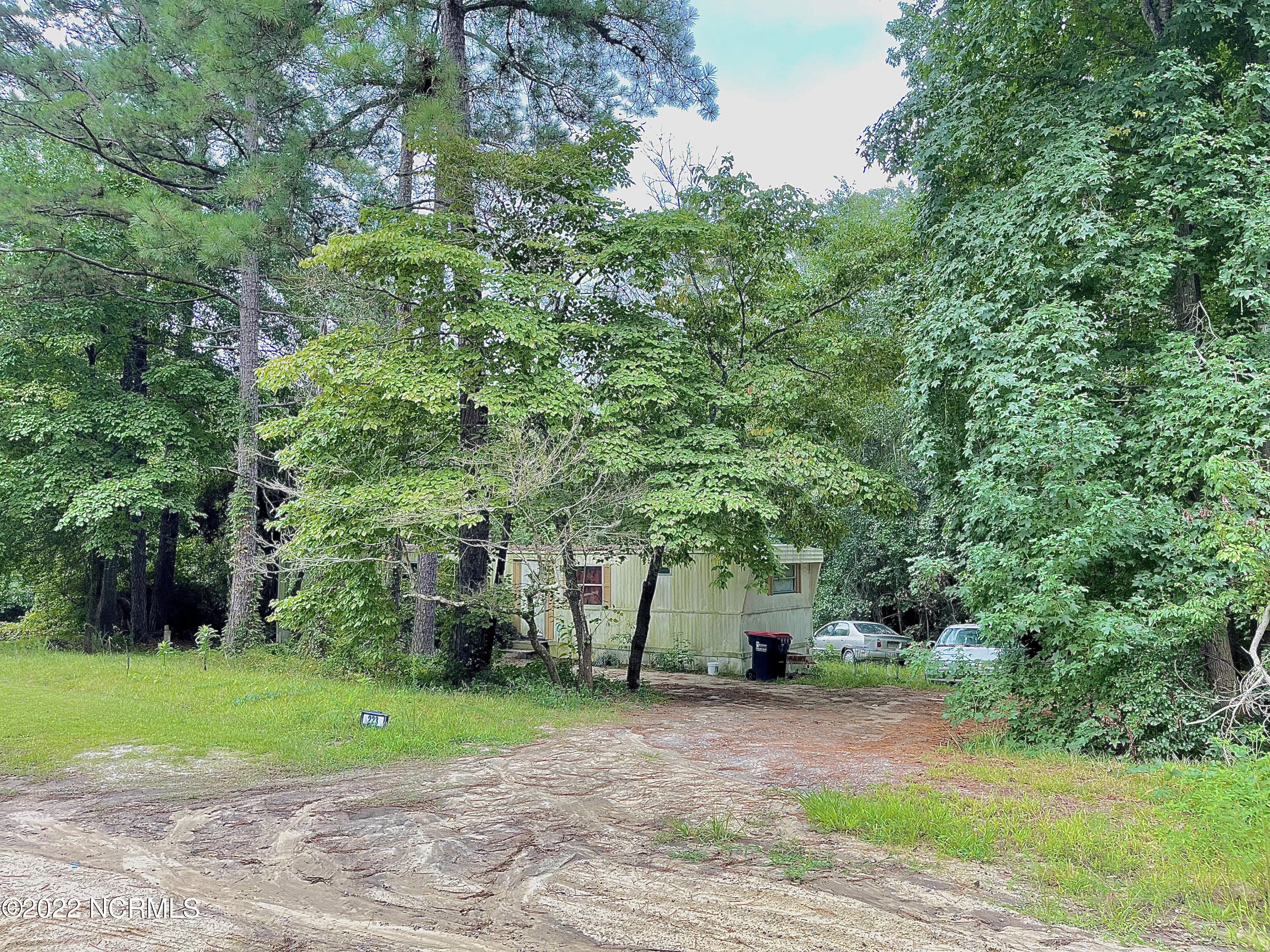223-227 Poole Road Rockingham, NC 28379 - Photo 2 of 3 Poolerdpic