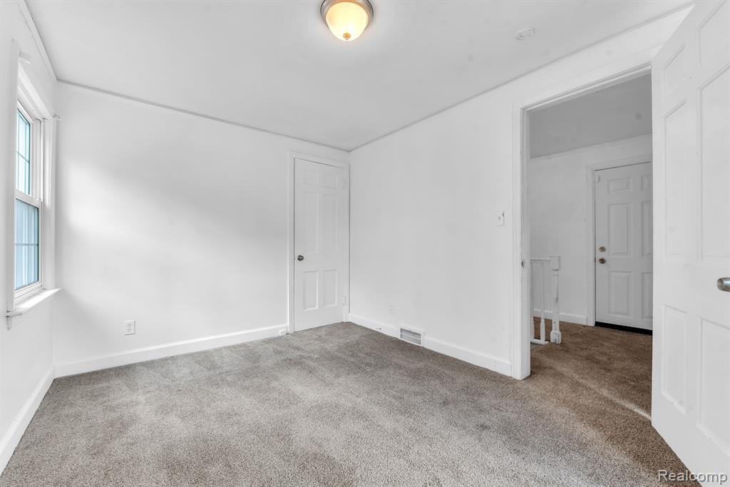 5068 Audubon Road Detroit, MI 48224 - Photo 20 of 29