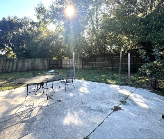 $1,050 | 1713 19th Avenue, Unit B, Gulfport, MS 39501