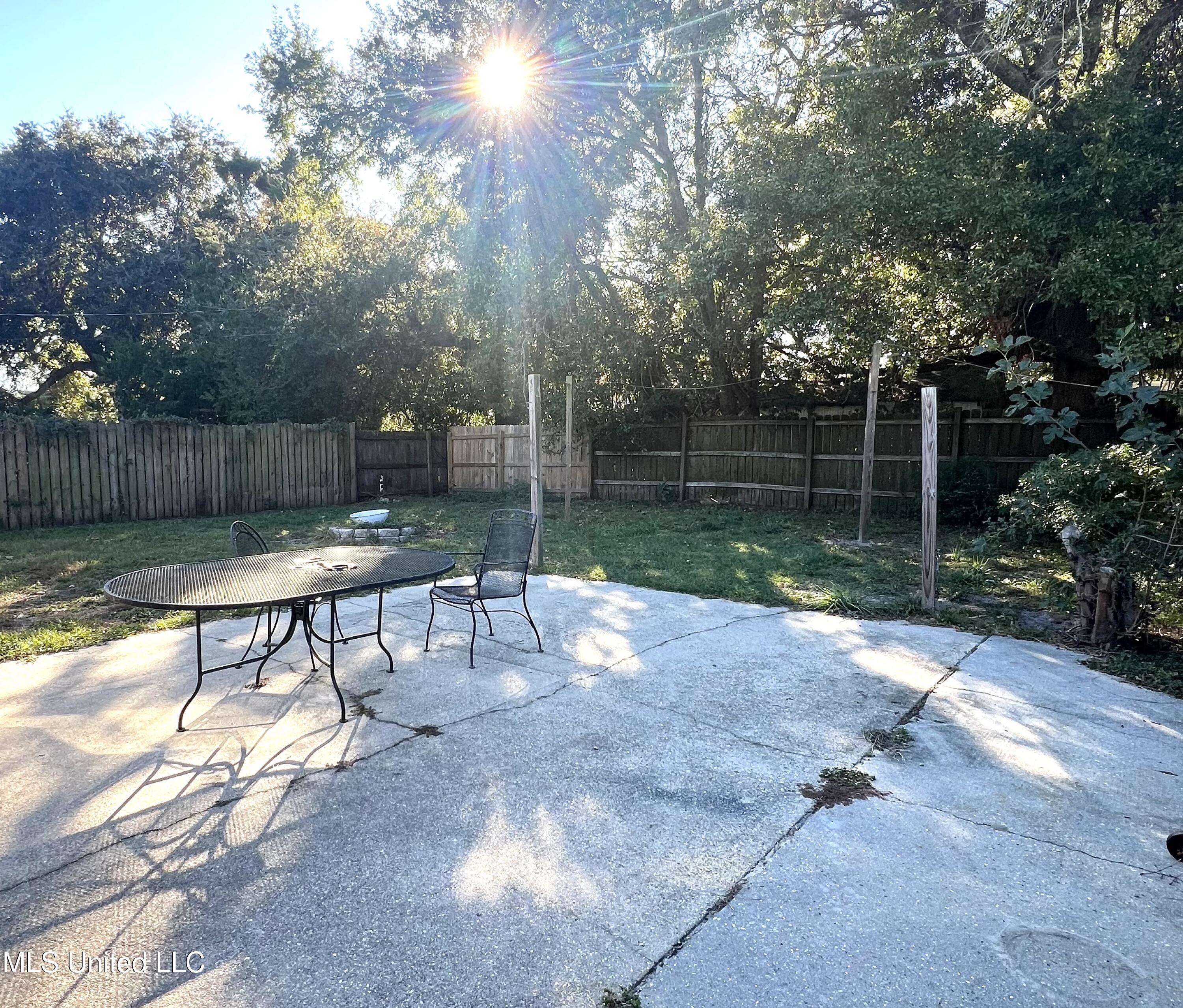 1713 19th Avenue, Unit B Gulfport, MS 39501 - Photo 13 of 13 1713 19th Ave B 2