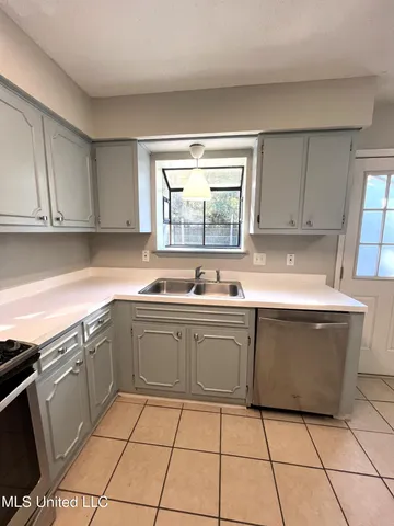 $1,050 | 1713 19th Avenue, Unit B, Gulfport, MS 39501