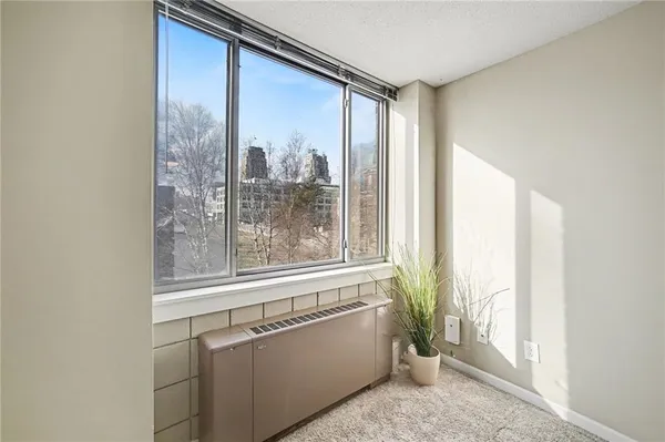 $114,950 | 600 East 8th Street, Unit 4N, Kansas City, MO 64106
