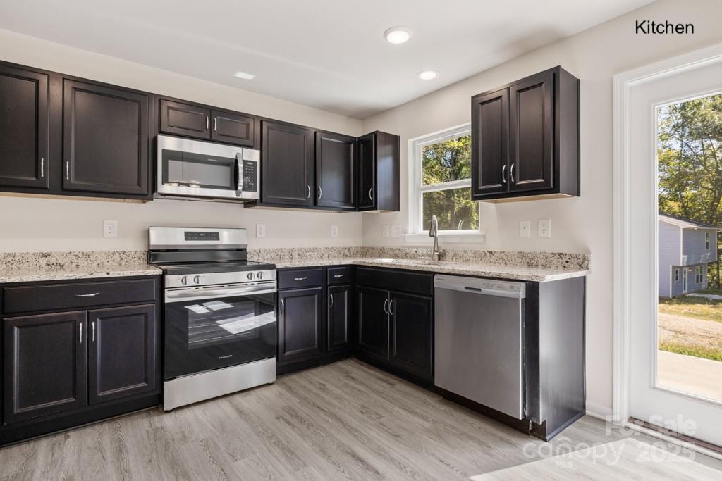 323 Connor Street Lancaster, SC 29720 - Photo 4 of 46 Gallery Image 4