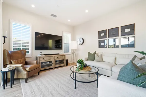 $1,788,000 | 109 Fairgreen, Irvine, CA 92618