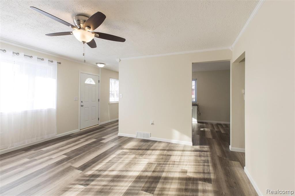 23762 Superior Road Taylor, MI 48180 - Photo 10 of 29