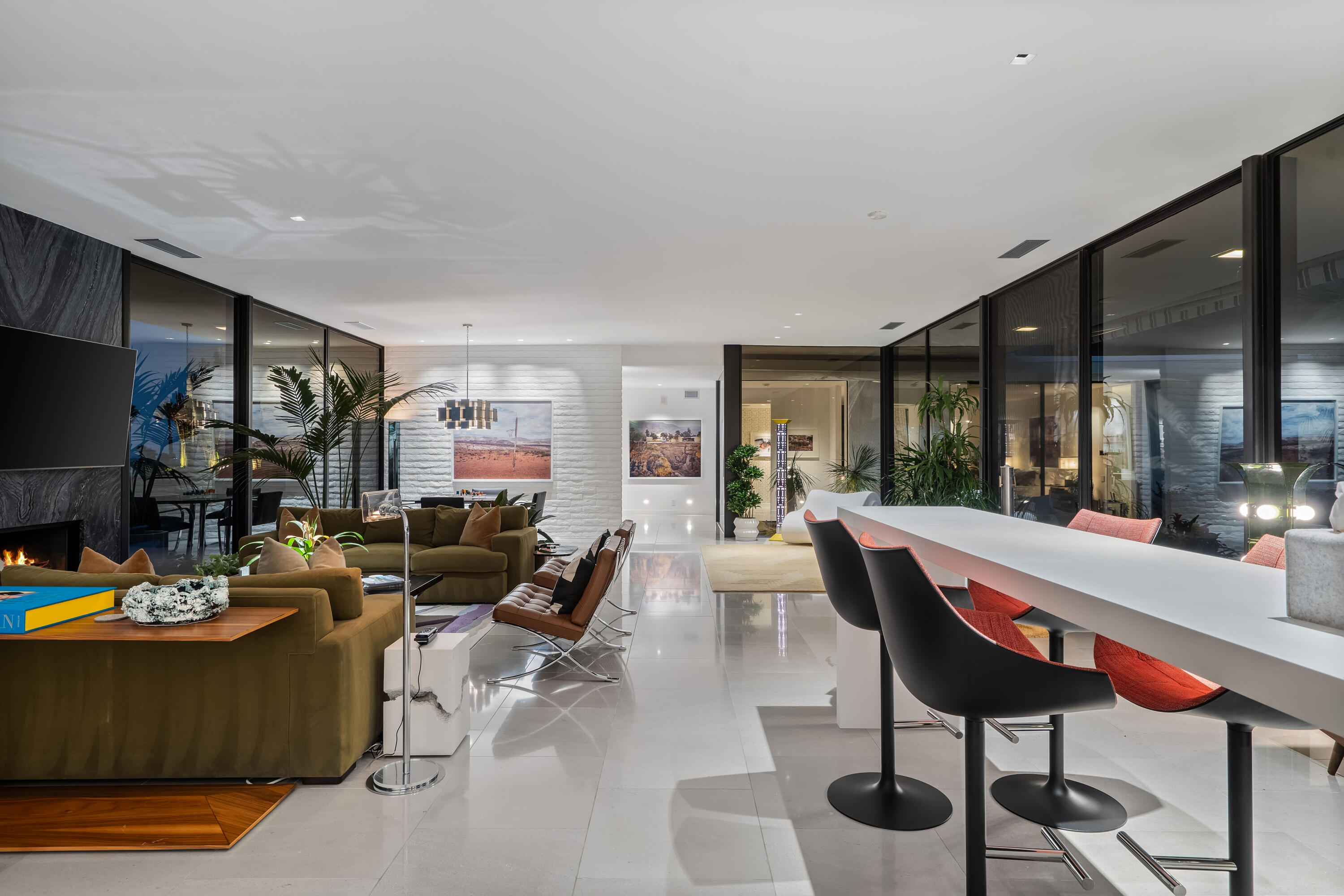 70149 Sonora Road Rancho Mirage, CA 92270 - Photo 11 of 48 a view of a livingroom with furniture and window