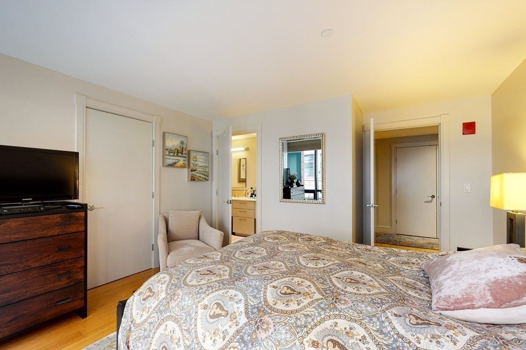 45 Province Street, Unit 2N Boston, MA 02108 - Photo 18 of 39