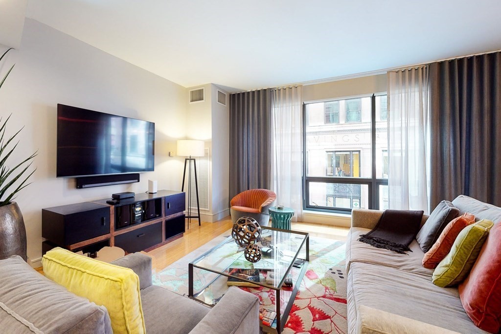 45 Province Street, Unit 2N Boston, MA 02108 - Photo 2 of 39