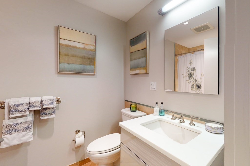 45 Province Street, Unit 2N Boston, MA 02108 - Photo 27 of 39