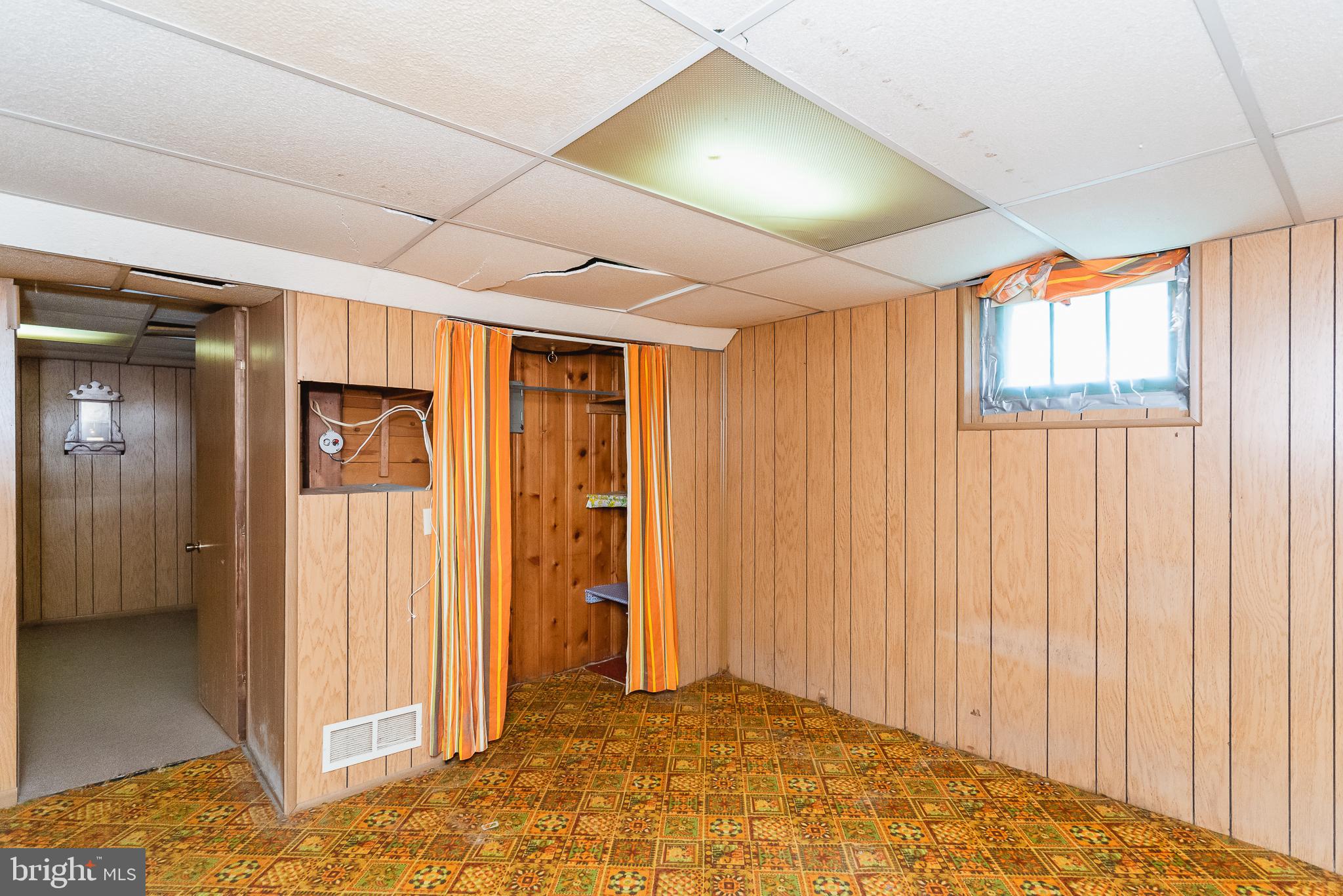 498 North Stuart Street Baltimore, MD 21221 - Photo 34 of 44 Bed 3