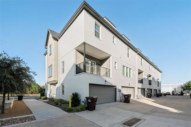 $2,800 | 3348 Santee Street, Plano, TX 75074