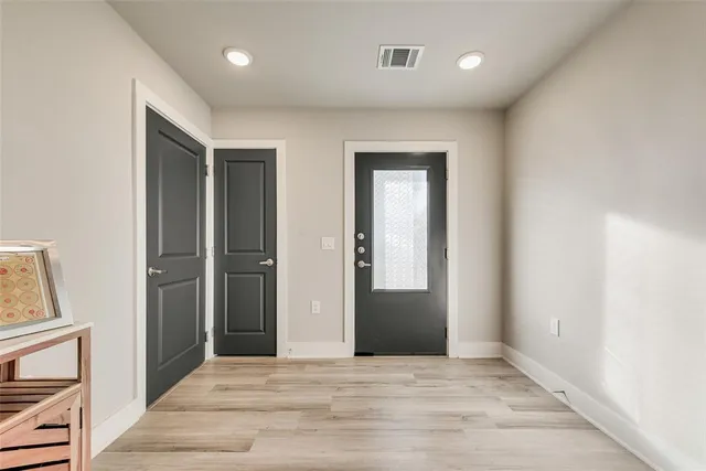 $2,800 | 3348 Santee Street, Plano, TX 75074