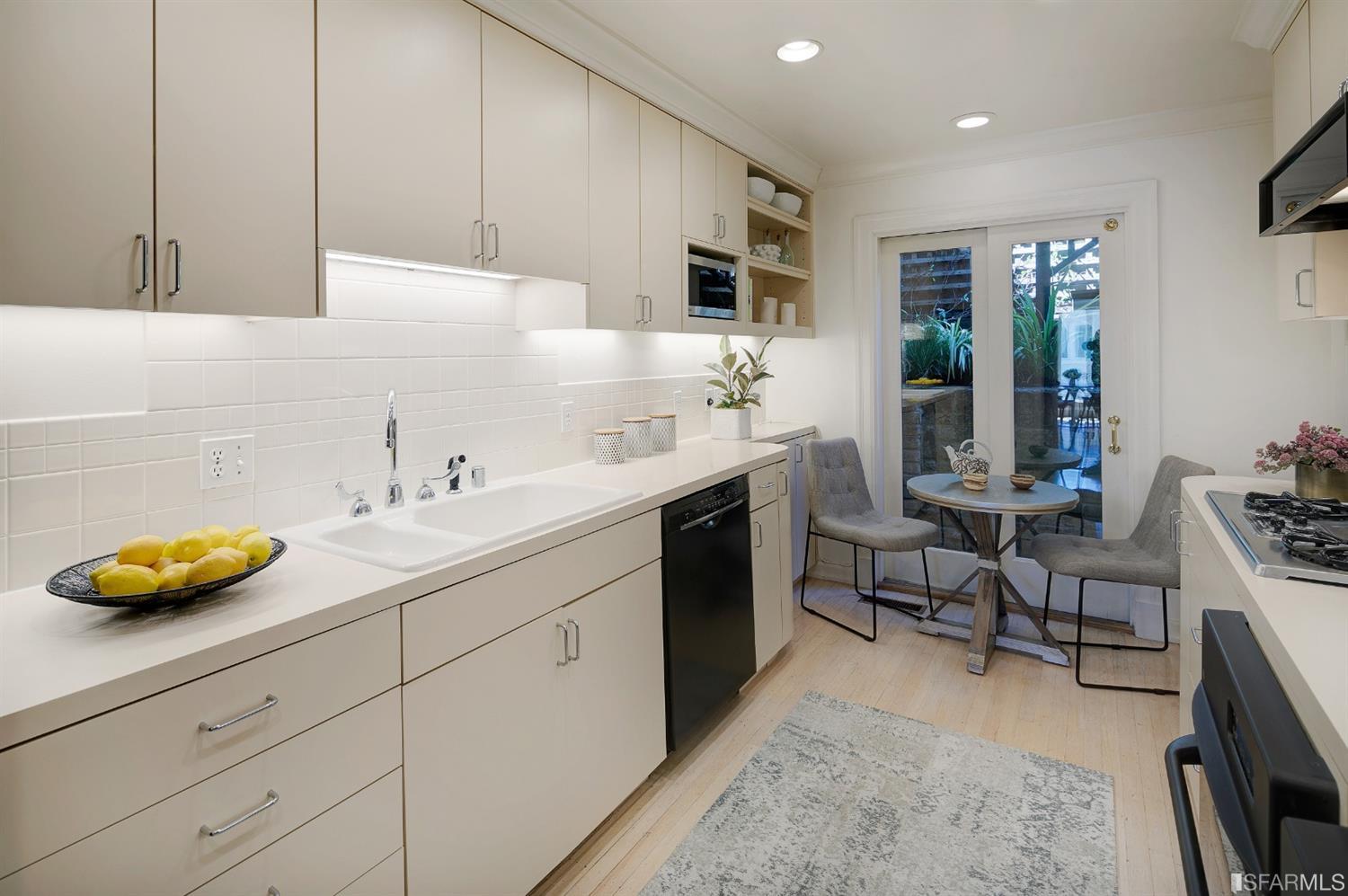 Upper Terrace San Francisco, CA 94117 - Photo 10 of 30