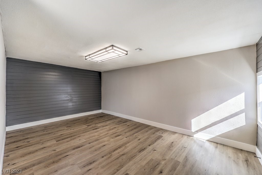 427 Summit Drive Henderson, NV 89002 - Photo 12 of 25