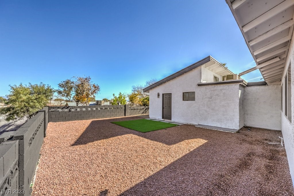 427 Summit Drive Henderson, NV 89002 - Photo 24 of 25