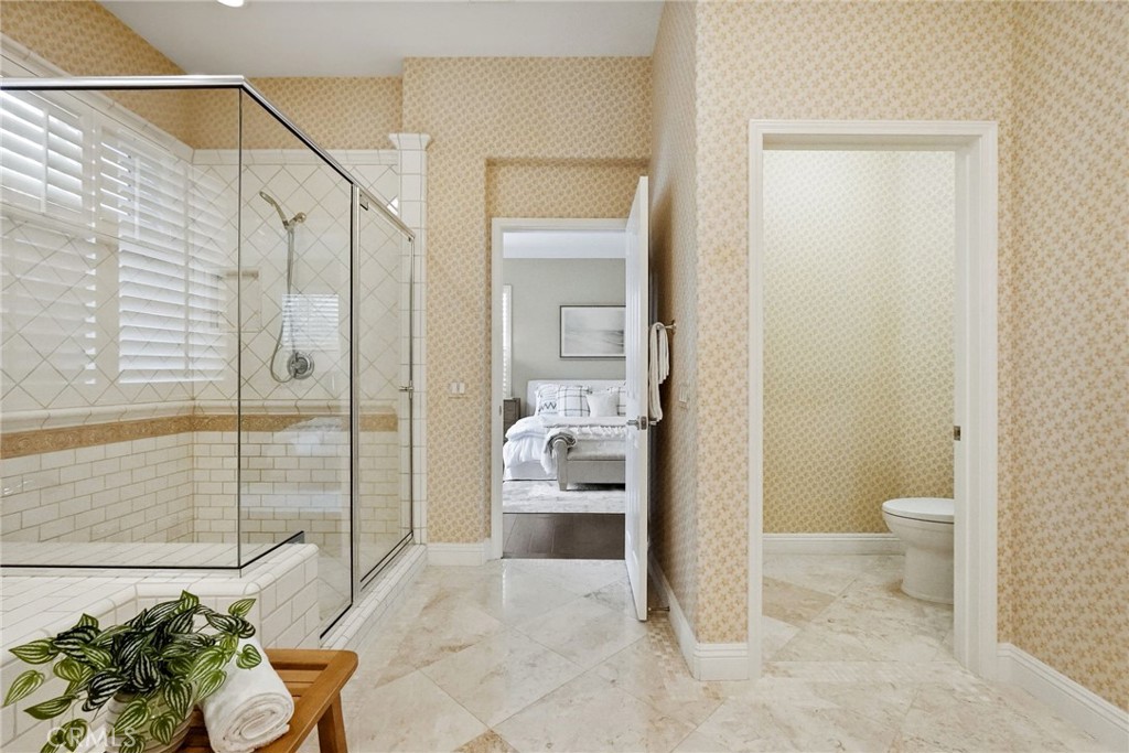 20356 Vía Cellini Porter Ranch, CA 91326 - Photo 27 of 62