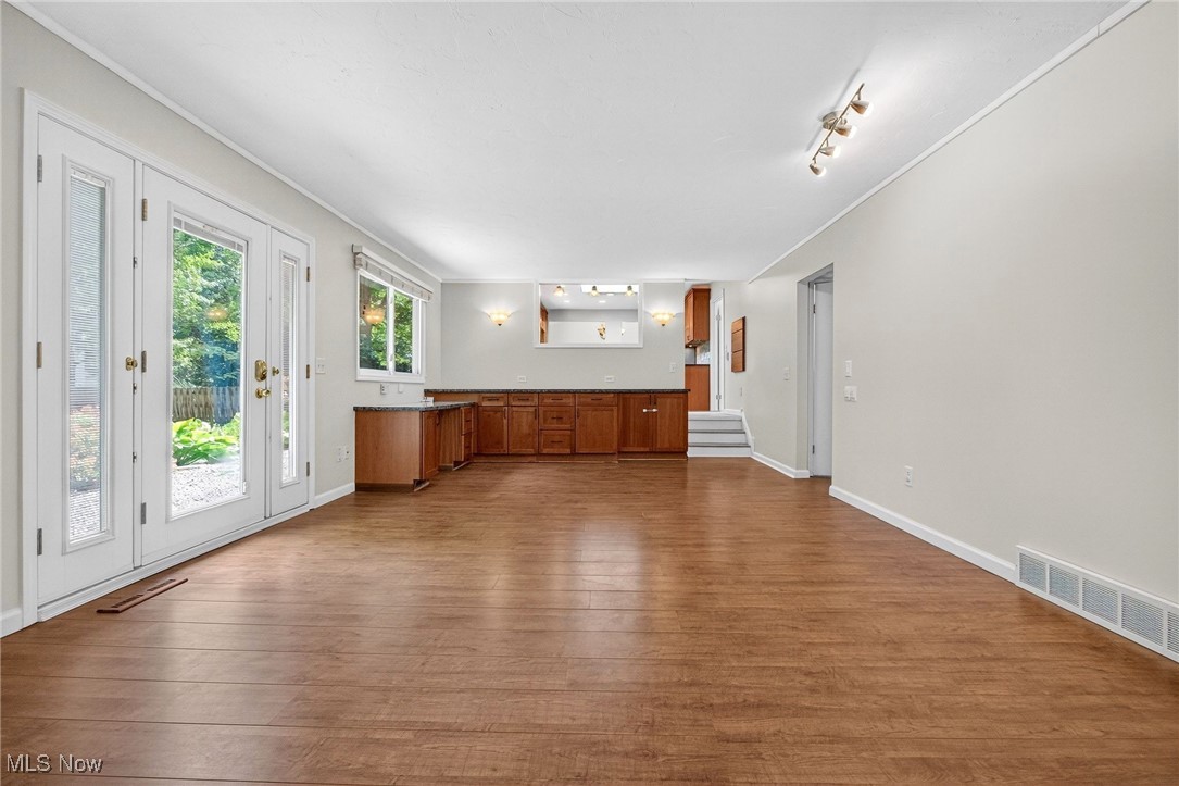 37436 Hunters Ridge Solon, OH 44139 - Photo 19 of 48 Gallery Image 19